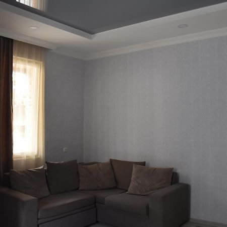 Guesthouse Natalia 博尔若米 外观 照片
