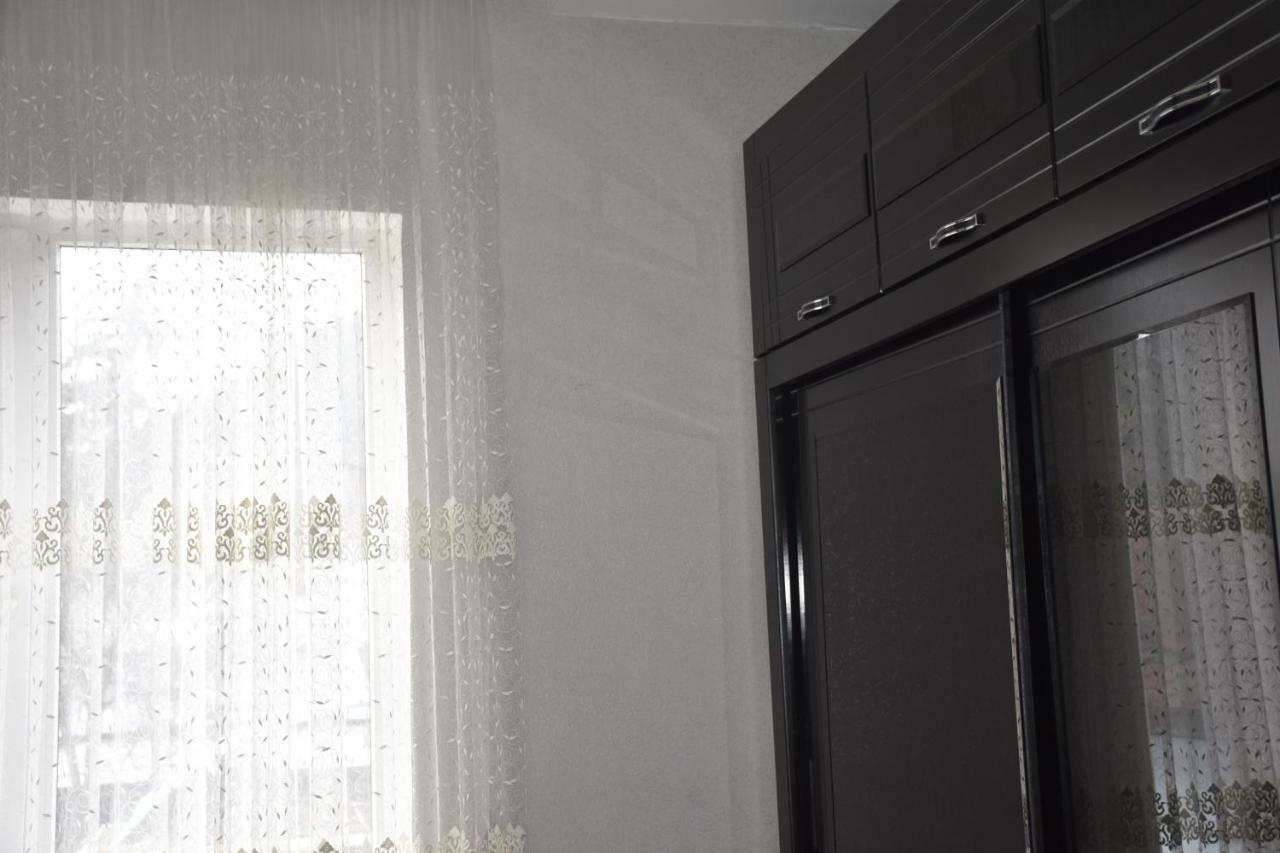 Guesthouse Natalia 博尔若米 外观 照片